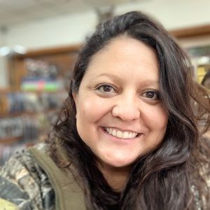 Meet your Posher, Joni